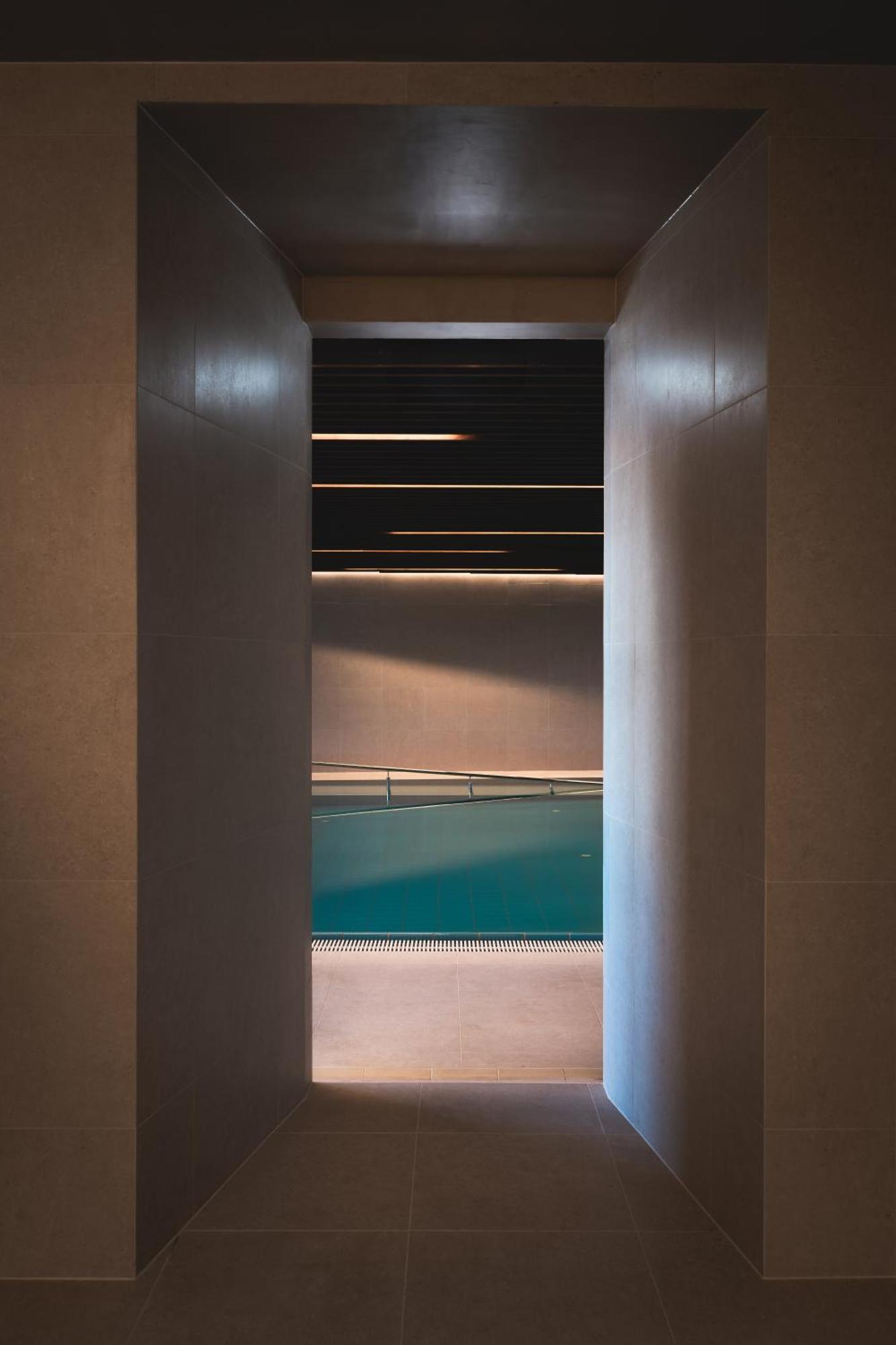 Enter St Elisabeth & Hotell